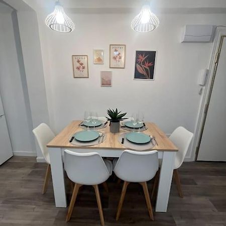 Piso Recien Reformado En El Centro De Santander, Zona Estaciones Apartment Bagian luar foto