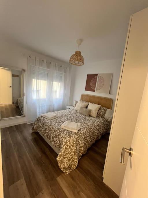 Piso Recien Reformado En El Centro De Santander, Zona Estaciones Apartment Bagian luar foto