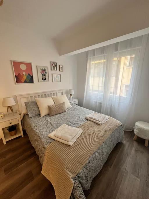 Piso Recien Reformado En El Centro De Santander, Zona Estaciones Apartment Bagian luar foto
